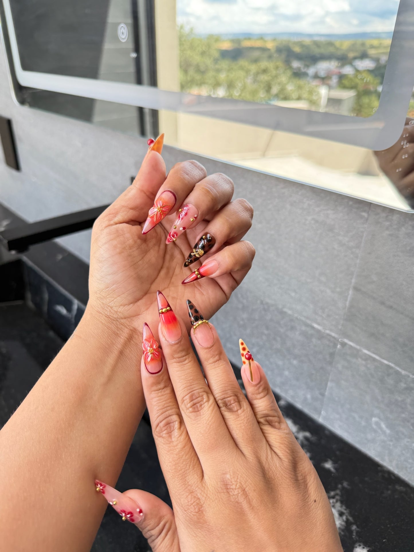 Floral Rojo & Animal Print